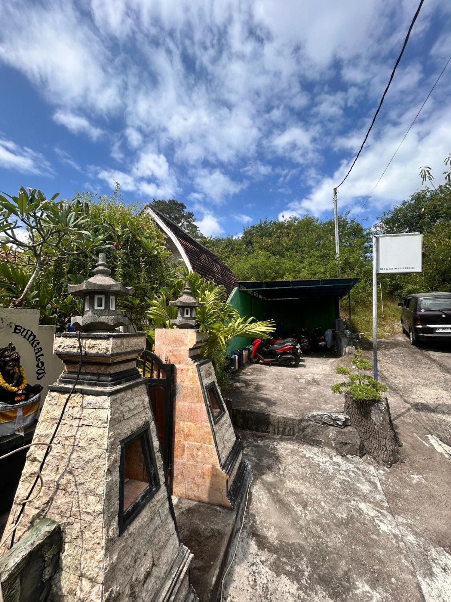 Unicorn Bungalow Batununggul Exteriör bild